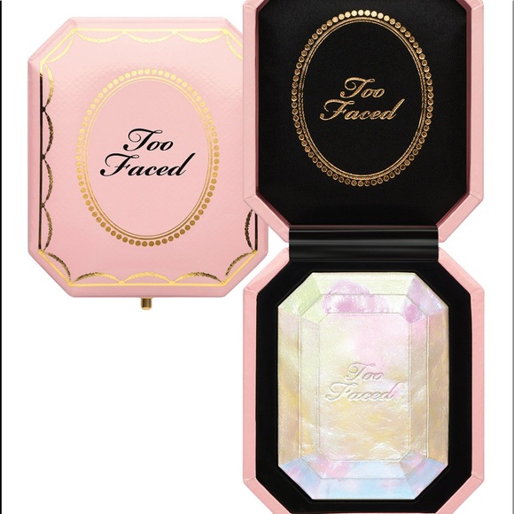 Too Faced Diamond Light Highlighter - Picture 9 of 11